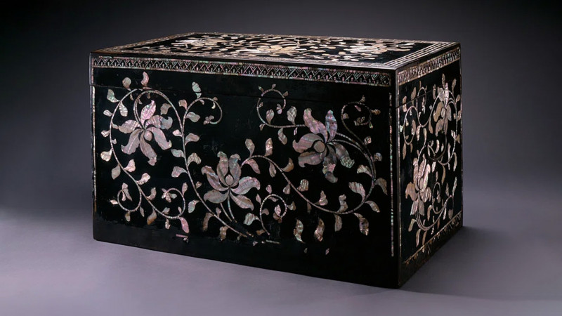 mother-of-pearl-box-151608